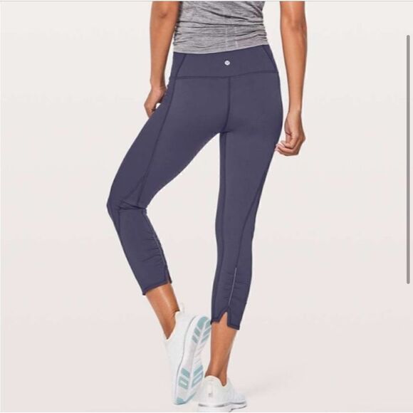 Lululemon On Your Mark Crop Legging Navy Blue - Picture 1 of 15
